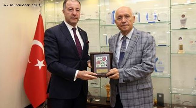 *Genç girişimcilerden Yaşar'a hayırlı olsun ziyareti