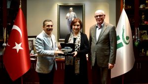 GÜLDAL MUMCU'DAN ATAÇ'A ZİYARET