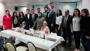 Huzurevi'nde anlamlı iftar