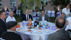 HUZUREVİ SAKİNLERİ İLE İFTARDA BULUŞTU