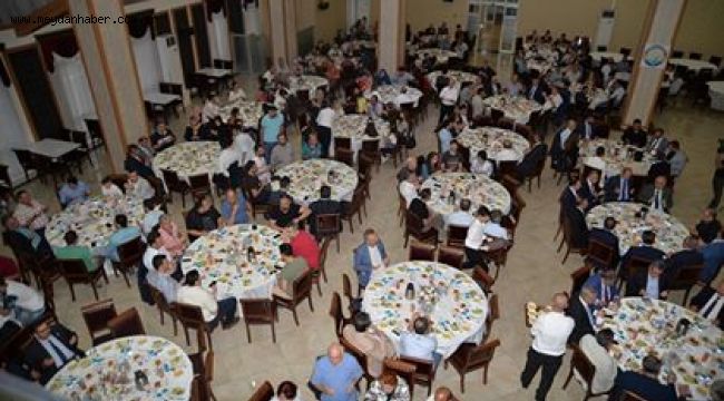 İstanbul'daki Mucurlular İftarda Buluştu