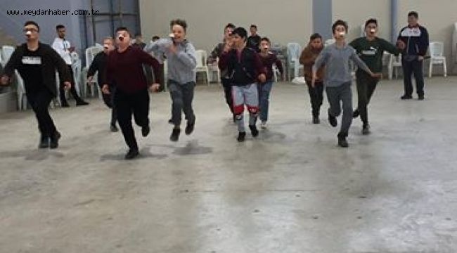 İZNİK'TE 5 BİN ÖĞRENCİ SOKAK OYUNLARIYLA BULUŞTU