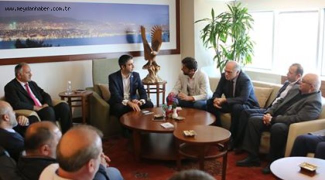  KARADENİZLİLER TEK YÜREK BAŞKAN GÖKHAN YÜKSEL'İ ZİYARET ETTİ  