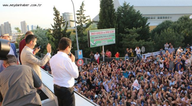 Kartal'da Ekrem İmamoğlu'na yoğun ilgi