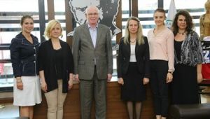 Kazım Kurt: "Kadın ve çocukları mutlu bir Odunpazarı için çalışıyoruz"