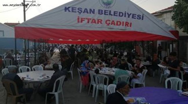 KEŞAN BELEDİYESİ CUMHURİYET MAHALLESİ VE YENİ MAHALLE'DE İFTAR VERDİ