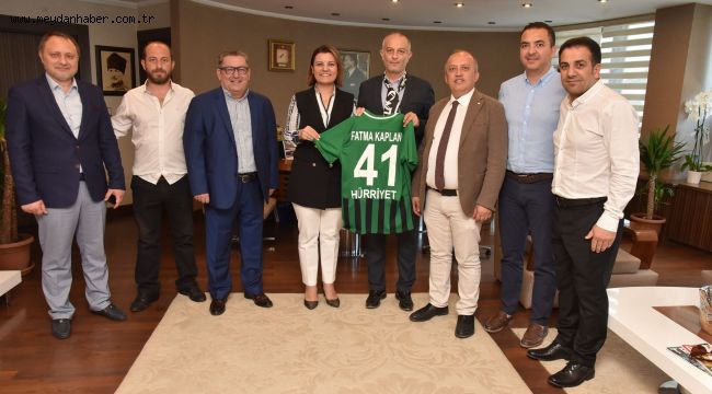 KOCAELİSPOR YÖNETİMİNDEN HÜRRİYET'E ZİYARET