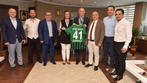 KOCAELİSPOR YÖNETİMİNDEN HÜRRİYET'E ZİYARET