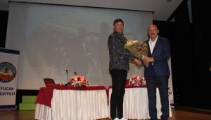 Mehmet Kamil Söz ve Ali Köylüoğlu  Voleybol Severlerle Buluştu