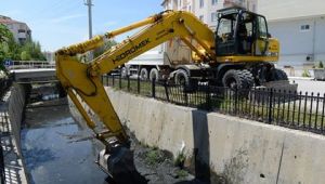 Melikgazi deresinde temizlik