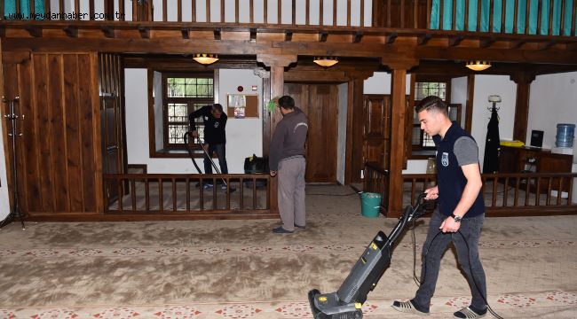 RAMAZAN ÖNCESİ BAŞKENT CAMİLERİNDE TEMİZLİK SEFERBERLİĞİ…