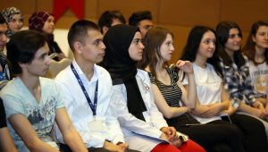 STAJYERLERE CV HAZIRLAMA VE MÜLAKAT EĞİTİMİ