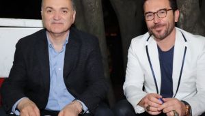 UĞUR ARSLAN'A ANITPARK'TA SEVGİ SELİ