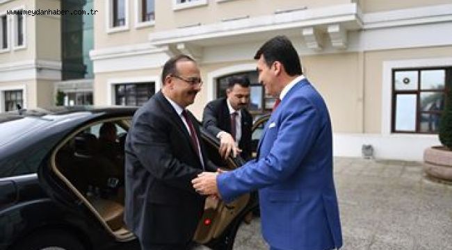 Vali Canbolat'tan Dündar'a Hayırlı Olsun Ziyareti 