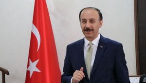 Vali Erin, Kadir Gecesini Tebrik Etti