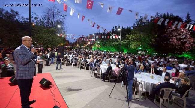 Yenimahalle'de iftar sofraları doldu taştı