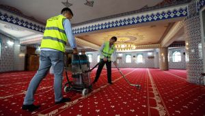 Yenimahalle'de Ramazan temizliği