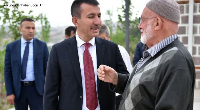 100 GÜNDE YÜZLER GÜLDÜ