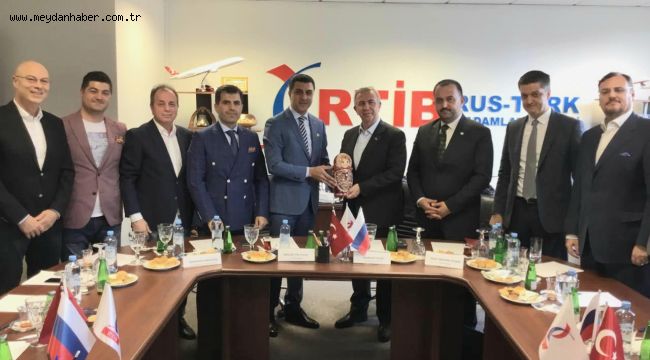BAŞKAN YAVAŞ, MOSKOVA'DA TÜRK İŞ ADAMLARIYLA BİRARAYA GELDİ 