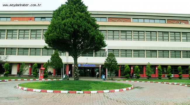 EGE'NİN EN KAPSAMLI KÜTÜPHANESİ