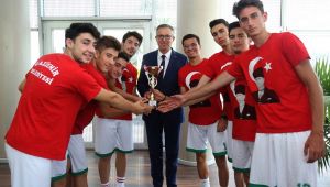 Gaziemir, üst lige yükseldi