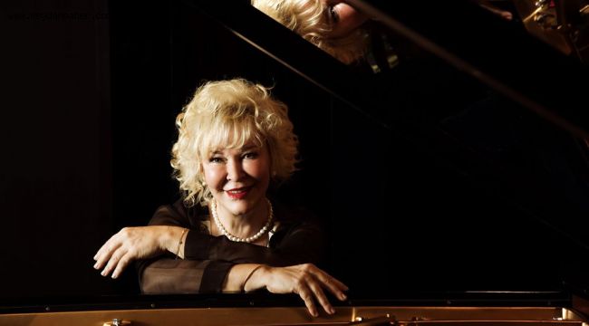 Gümüşlük Festivali'nin ilk konuğu Gülsin Onay