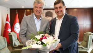 Karşıyaka'da 'dayanışma' ziyaretleri