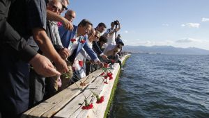 O büyük acı Konak'ta anıldı