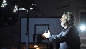 Tiyatro Bademli'de Hayat Buldu