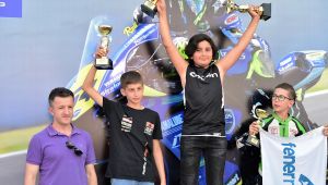 TÜRKİYE SÜPERMOTO ŞAMPİYONASI'NIN İLK İKİ AYAĞI UŞAK TAMAMLANDI