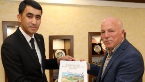 TÜRKMENİSTAN HEYETİNDEN BAŞKAN SEKMEN'E ZİYARET