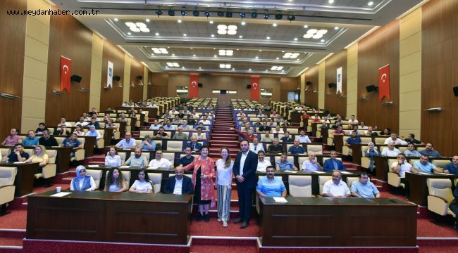 ANKARA BÜYÜKŞEHİR BELEDİYE BAŞKANI MANSUR YAVAŞ'IN TALİMATIYLA BELEDİYE PERSONELİ HİZMET İÇİ EĞİTİMLERİ ARTIRILDI