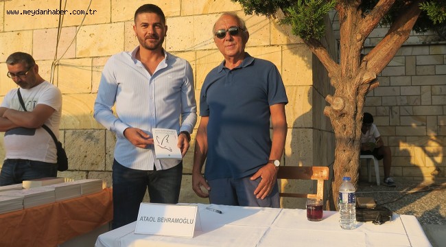 ATAOL BEHRAMOĞLU, FOÇA KİTAP GÜNLERİ'NE KATILDI