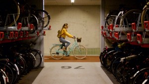 Bisikletler diyarı Hollanda'ya dünyanın en büyük bisiklet parkı