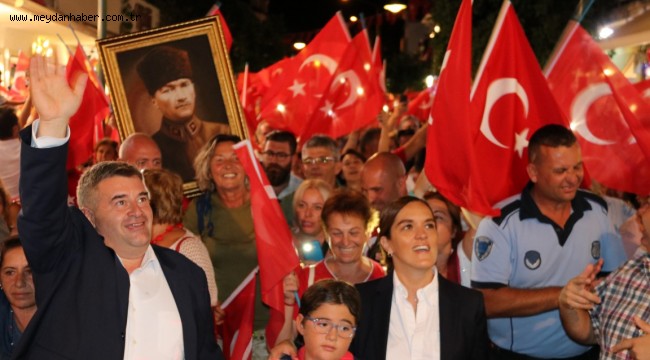 Çeşme'de 30 Ağustos coşkusu