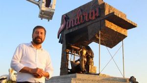 Çevre Yolunda İki Ayrı Heykel İlçeyi Temsil Edecek