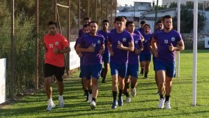 FOÇA BELEDİYESPOR İLK ÇALIŞMASINI YAPTI