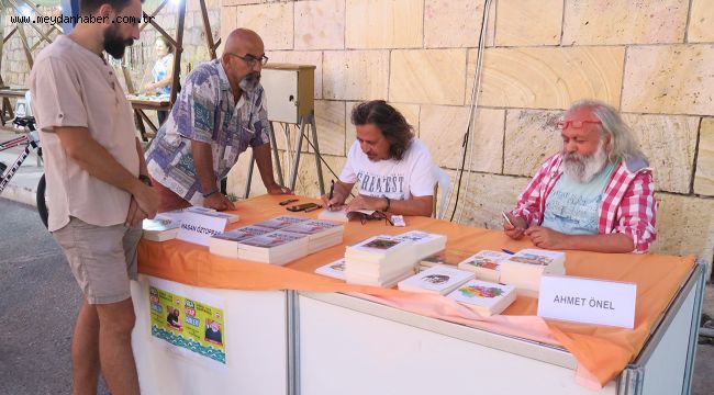 FOÇA KİTAP GÜNLERİ DEVAM EDİYOR
