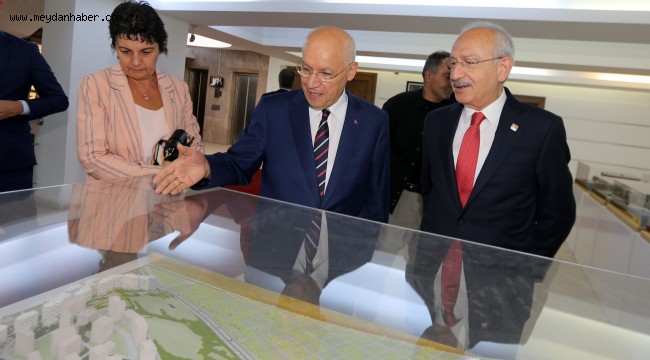 Kılıçdaroğlu'ndan Yenimahalle'ye sürpriz ziyaret