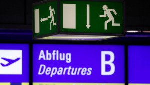 Münih Havalimanı'nda "acil çıkış" paniği