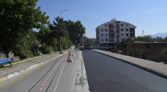 O yol genişletilerek, trafiğe açıldı