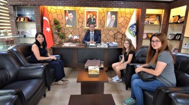 ŞAMPİYONDAN BAŞKAN MUSTAFA ÇÖL'E ZİYARET