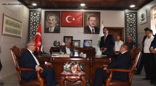 TBMM ESKİ BAŞKANI YILDIRIM'DAN MUŞ BELEDİYESİ'NE ZİYARET