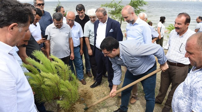 TURAN HANÇERLİ AVCILARLI VATANDAŞLARLA FİDAN DİKTİ