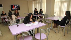 Türkan Saylan Konukevi öğrencilerini bekliyor  