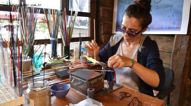 USTALAR  ALTINKÖY'DE  BULUŞUYOR