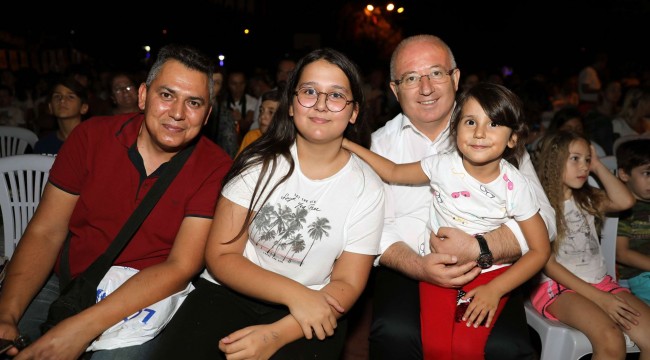 Yazlık Sinema "Hababam Sınıfı" ile Devam Etti