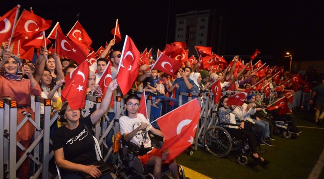 Zafer Bayramı coşkusu Işın Karaca ile yaşandı