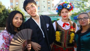 17 ülkeden kadın gücünü Buca'da gösterdi 