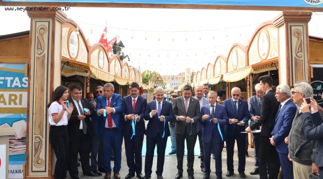 32. Ahilik Haftasında Kitap Fuarı Açıldı